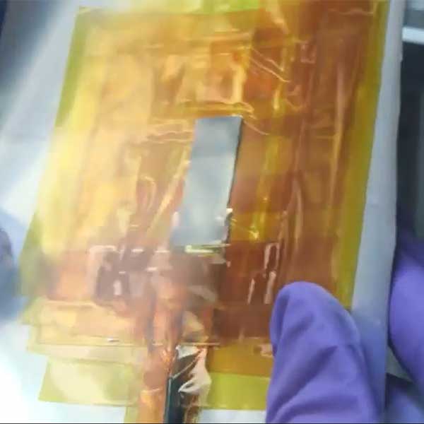 تولید الکتریسیته از کوچکترین حرکات انسان (خبر و ویدئو)