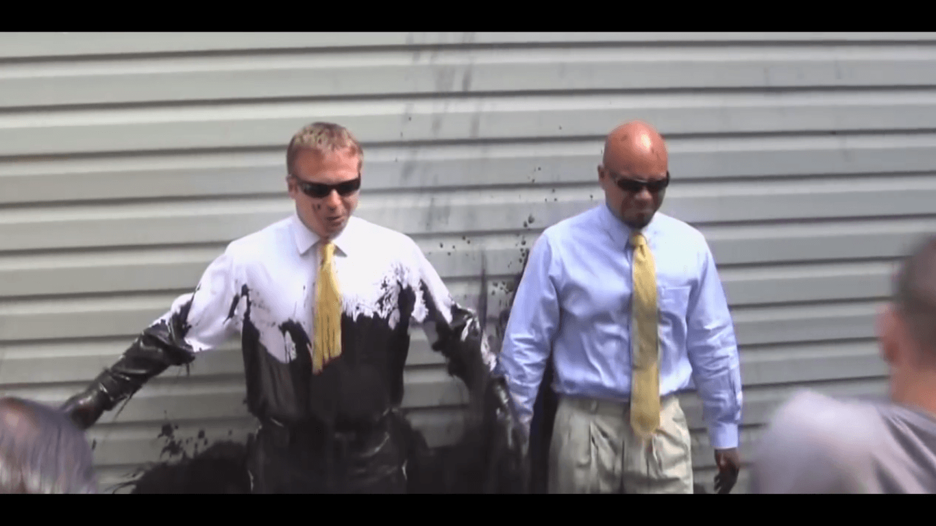 کاربرد های جذاب آبگریزی، حتما تماشا کنید! (ویدئو + توضیحات)