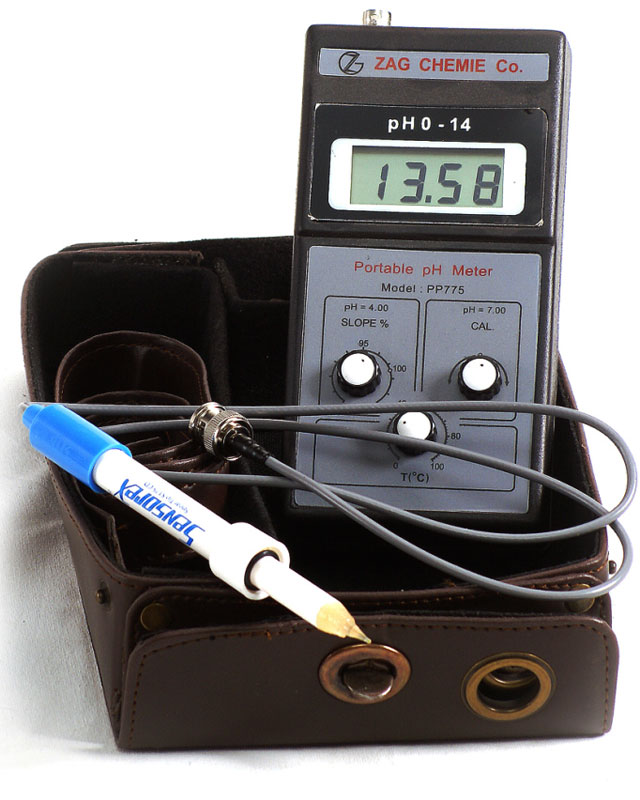 پی اچ متر پرتابل