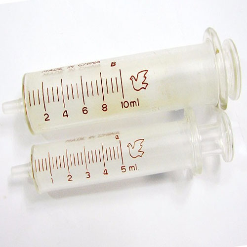 سرنگ شیشه ای